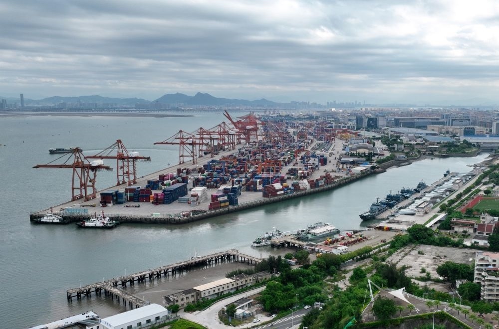 這是中國(guó)（福建）自由貿(mào)易試驗(yàn)區(qū)廈門(mén)片區(qū)內(nèi)的廈門(mén)海天碼頭（2024年9月4日攝）。
