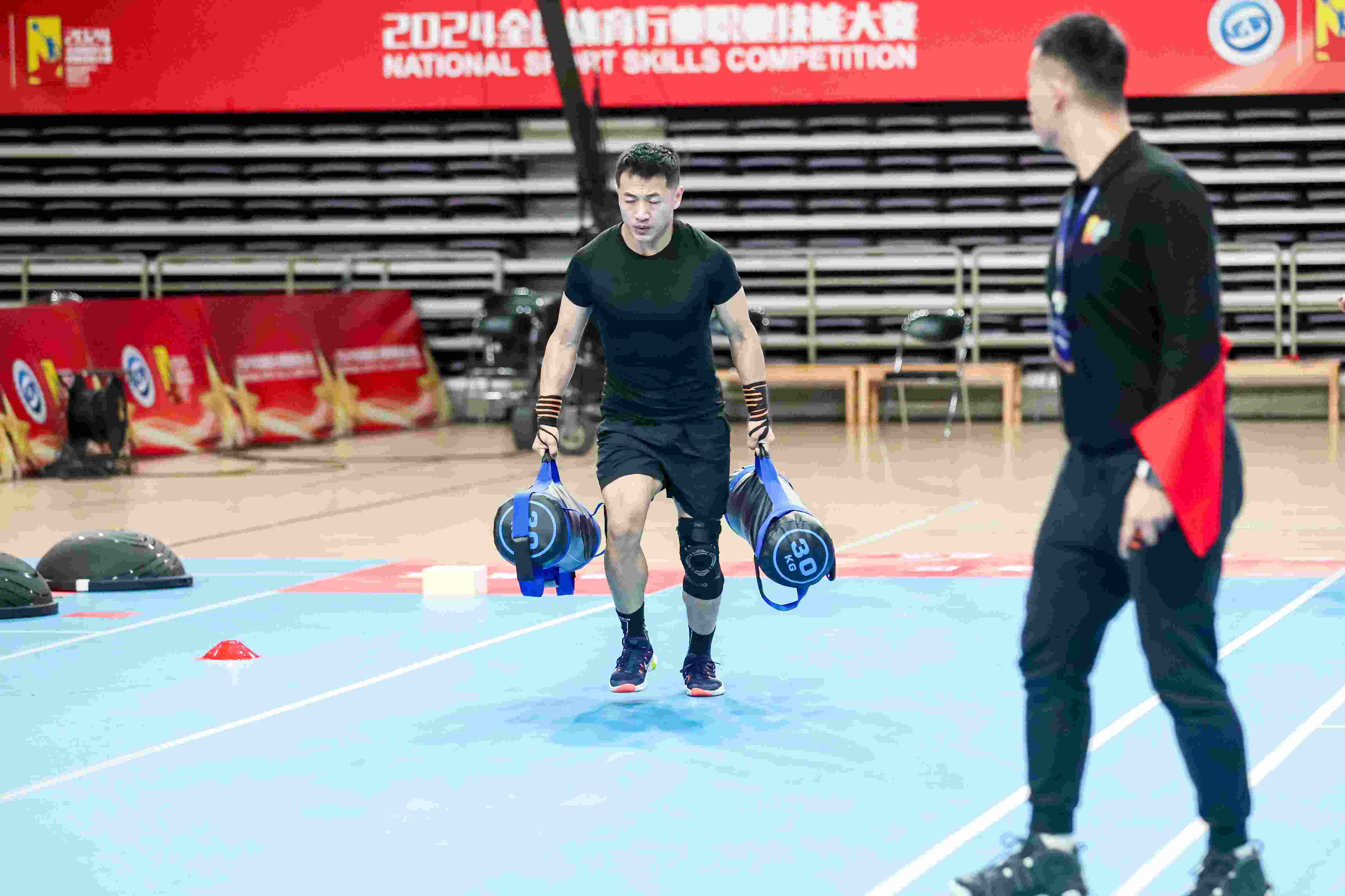 參賽選手在比賽中。 賽事主辦方供圖