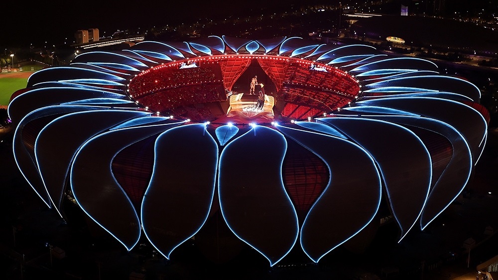 2023年9月23日，第19屆亞洲運(yùn)動(dòng)會(huì)開幕式上，最后一棒火炬手汪順和“數(shù)字火炬手”在開幕式上點(diǎn)燃主火炬。