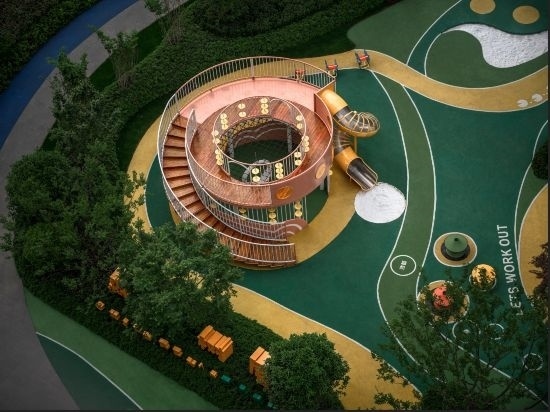 改造后的中鐵臻庭小區(qū)森林樹(shù)屋。 王碩敏 攝