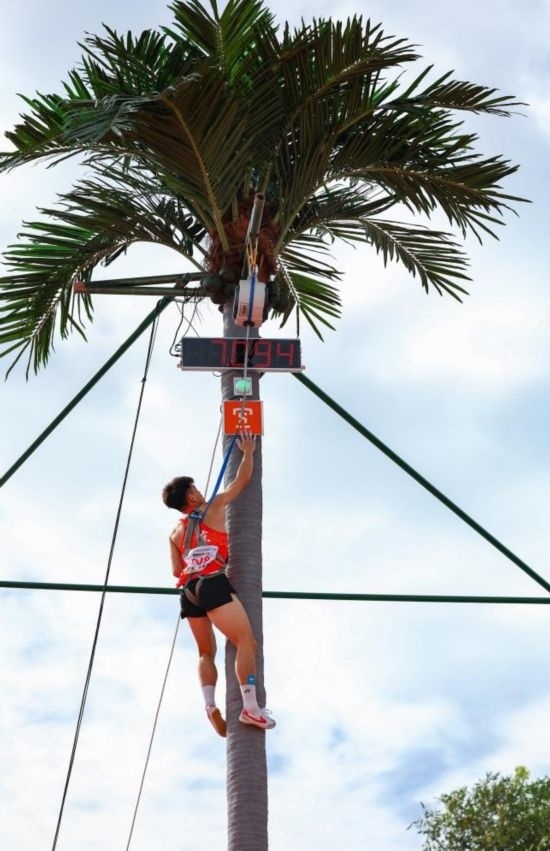 11月23日，廣東隊選手黃新鴻在比賽中。新華社記者 楊植森 攝