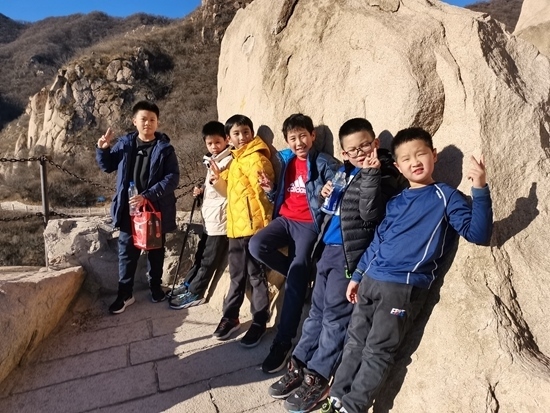 登山隊(duì)員供圖。