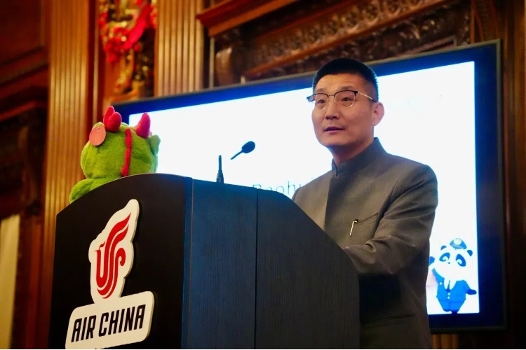 國航倫敦營業(yè)部總經理夏寶輝致辭。吳若鳴攝