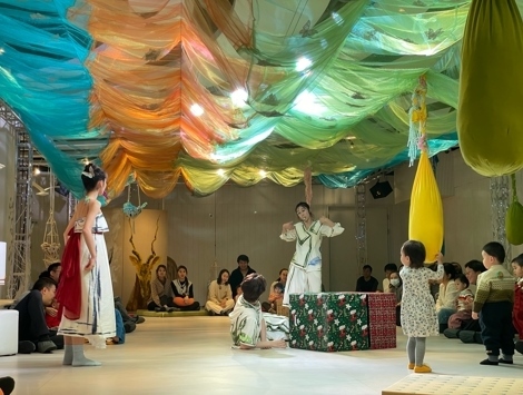 《Momoda新春嘉年華·音樂會》劇目表演。人民網(wǎng)記者 劉凡攝