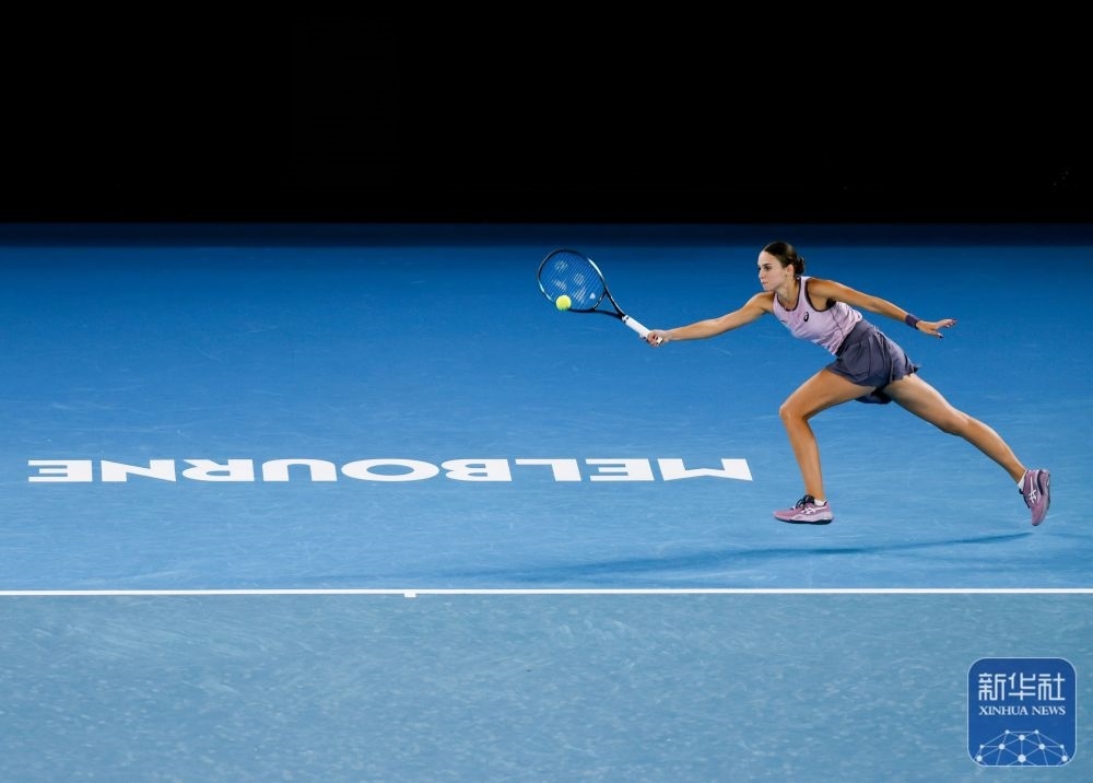 ↑托多尼在比賽中回球。新華社記者 馬平 攝