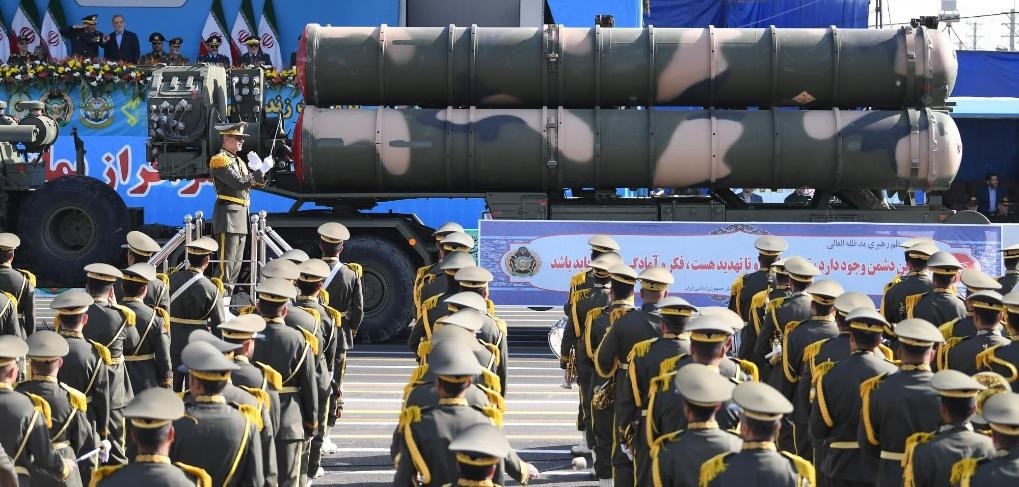 這是2024年9月21日在伊朗首都德黑蘭拍攝的閱兵式現(xiàn)場。新華社記者沙達提攝