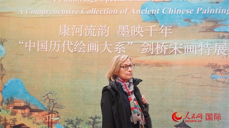 宋畫特展吸引英國學(xué)者。徐量攝