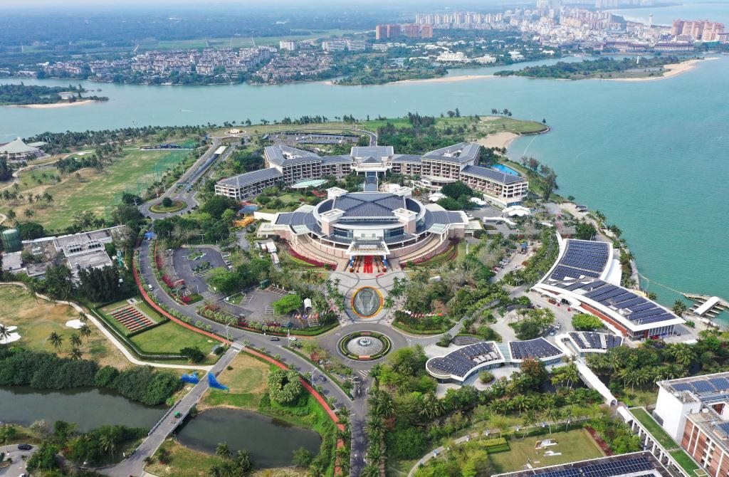 這是3月21日拍攝的博鰲亞洲論壇國際會議中心（無人機照片）。新華社記者 郭程 攝