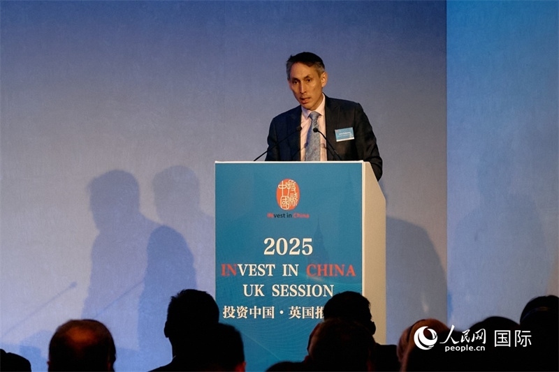 英國商業(yè)貿(mào)易部投資總監(jiān)吳僑文發(fā)表致辭。楊浩鵬攝