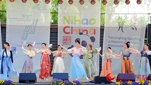 舞蹈《寄明月》。人民網(wǎng)記者 殷淼