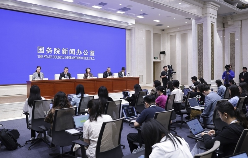 國新辦舉行“高質(zhì)量完成‘十四五’規(guī)劃”系列主題新聞發(fā)布會(huì)(國家廣播電視總局)(2)XxjpsgC000220_20250925_PEPFN0A001.jpg